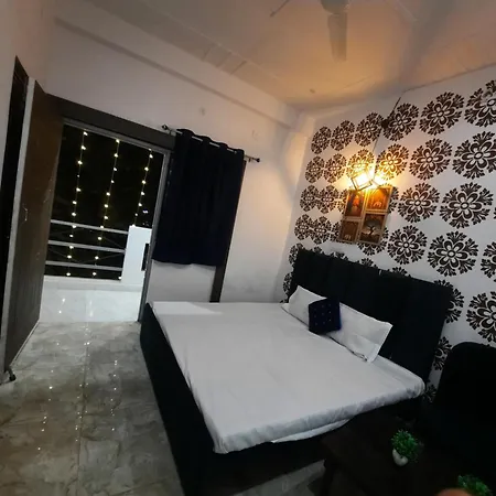 Iconic Retreat By Atulyam Stays Prayagraj Exterior photo