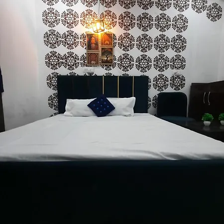 Iconic Retreat By Atulyam Stays Prayagraj Exterior photo
